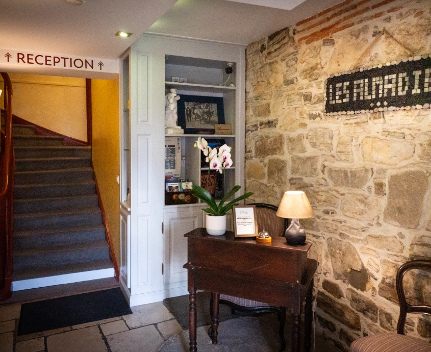 entree-hotel-saint-jean-de-luz
